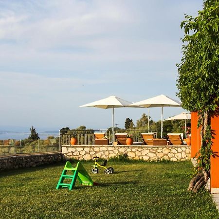 Liogerma Apartments Tsoukaládhes Dış mekan fotoğraf