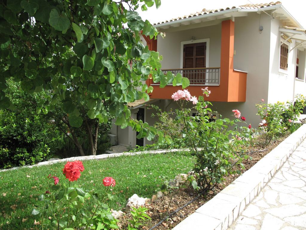 Liogerma Apartments Tsoukaládhes Oda fotoğraf