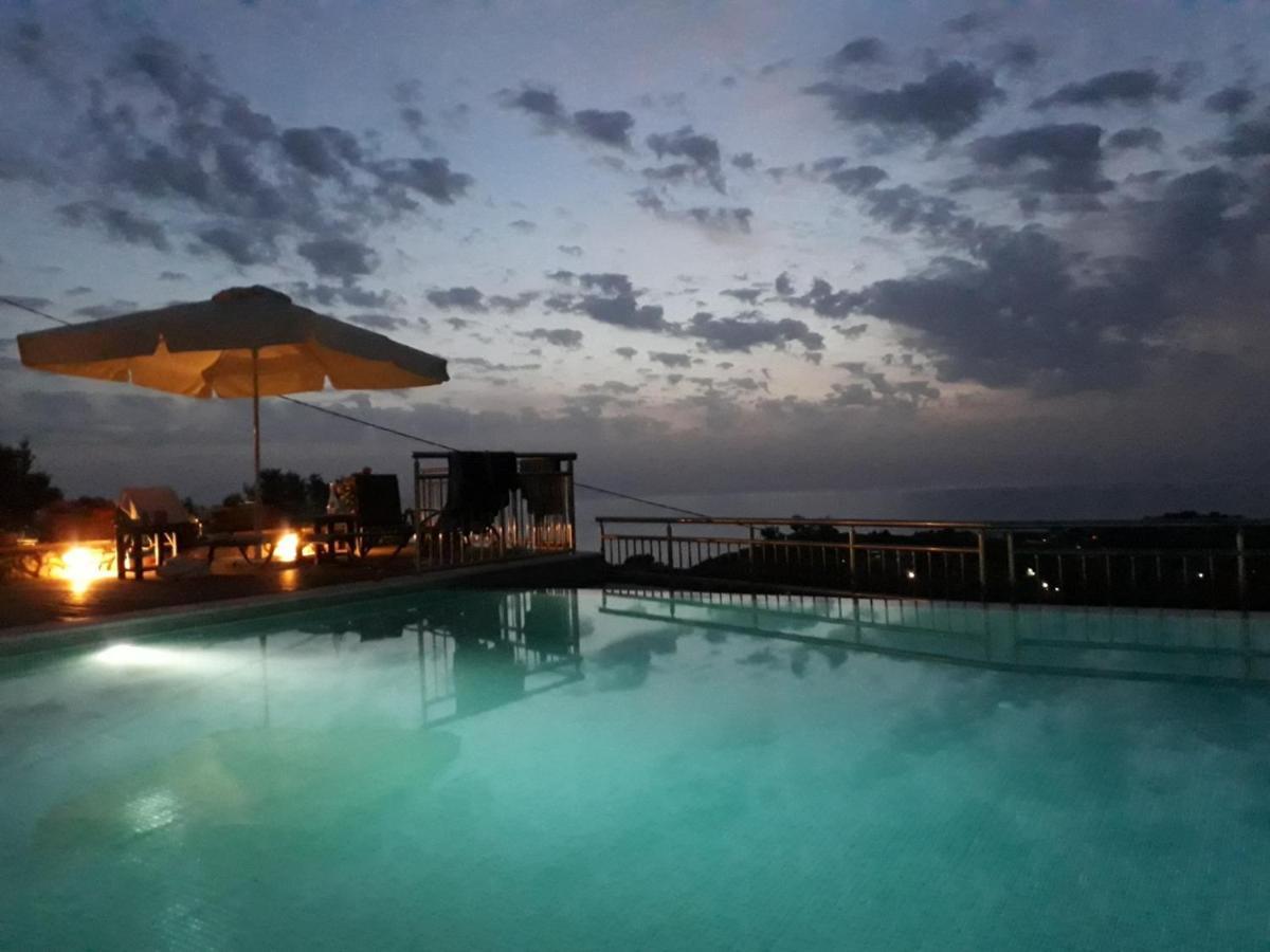 Liogerma Apartments Tsoukaládhes Dış mekan fotoğraf