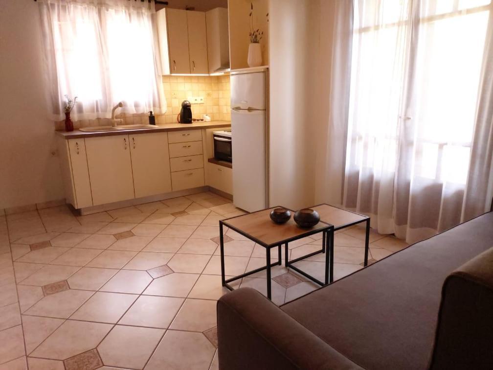 Liogerma Apartments Tsoukaládhes Dış mekan fotoğraf